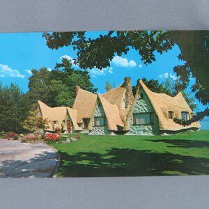 Vintage Postcard - Fable Cottage Cordova Bay Victoria Canada - Wright Everytime